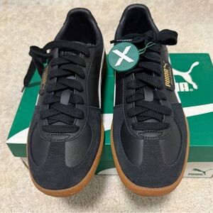 Puma Men's Black and Gum Sneakers